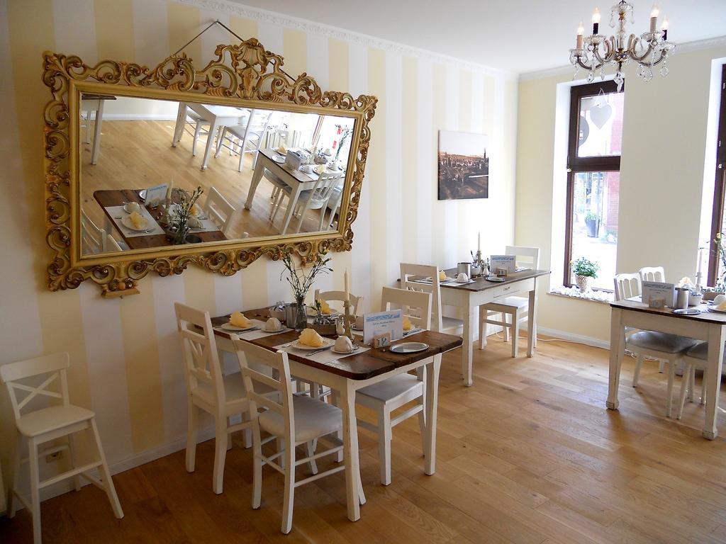 Landhaus Hamm The Unique Boutique Hotel デュッセルドルフ エクステリア 写真